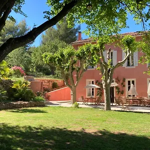 La Feraude - Pays D'aix En Provence Frühstückspension